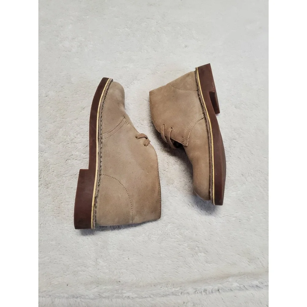 Clarks Beige Sand Tan Suede Leather Laces Chukka Boot Dress Shoes 6.5 Classic